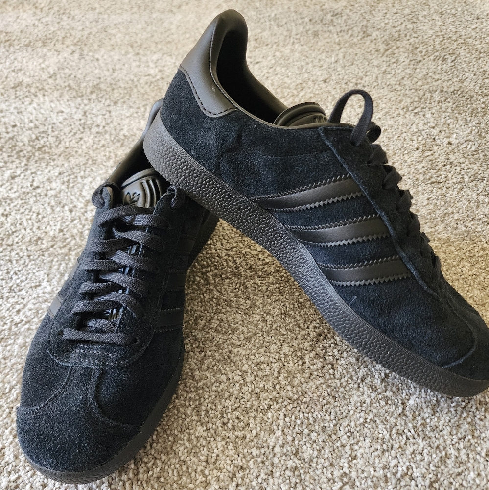 Adidas Original Gazelles Black Suede Women's Size 6.5